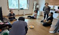 여수시 시전동, 추석 앞두고 경로당 찾아 어르신들과 소통